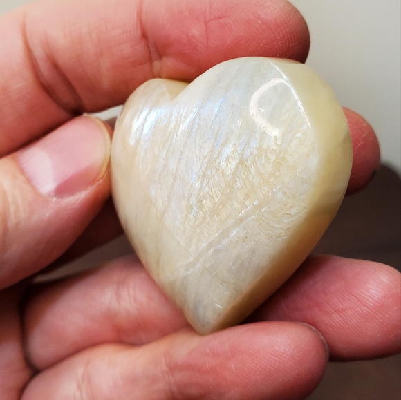 Moonstone Crystal Heart - Picture 8 of 16